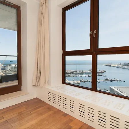 Totu Sea Towers Apartament *