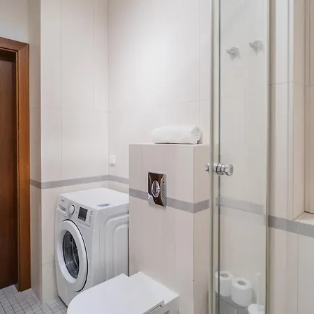 Totu Sea Towers * גדינייה