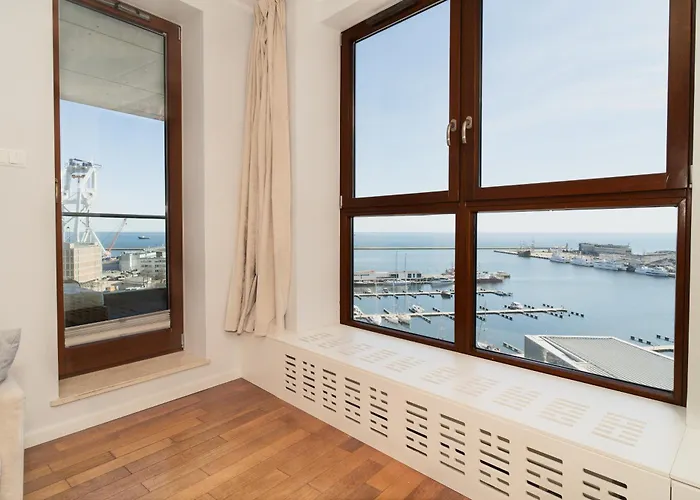 Totu Sea Towers Appartamento *